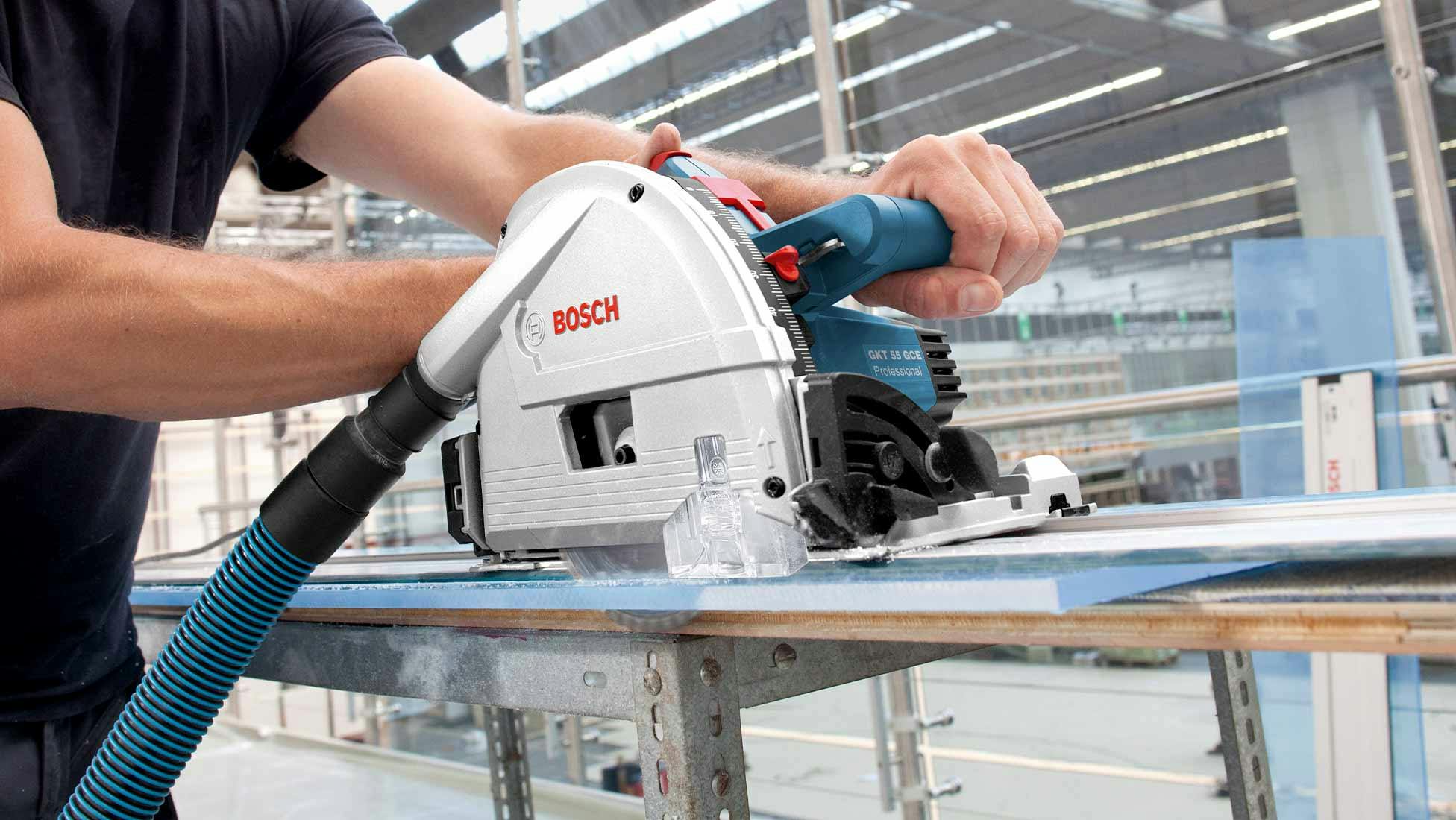 Bosch GKT 55 GCE Plunge Saw, 2 x 1.6m Rails, Connector & Rail Bag Bosch GKT 55 GCE Plunge Saw, 2 x 1.6m Rails, Connector & Rail Bag