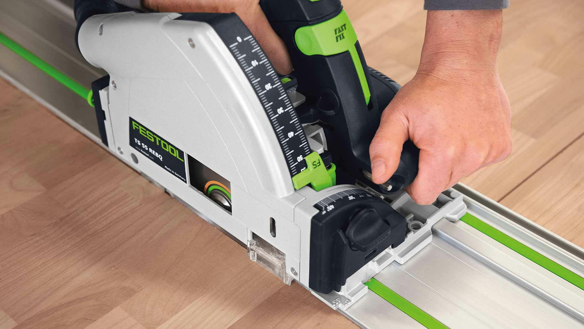 Festool TS55R EBQ-Plus-FS Plunge Saw, 2 x 1,400mm Rails & Accessories Festool TS55R EBQ-Plus-FS Plunge Saw, 2 x 1,400mm Rails & Accessories