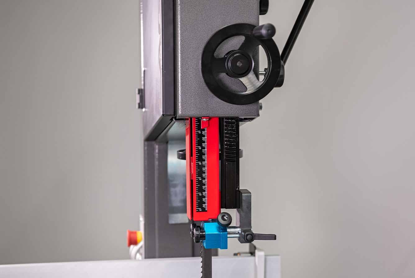 Ultra-smooth worm gear and pinion